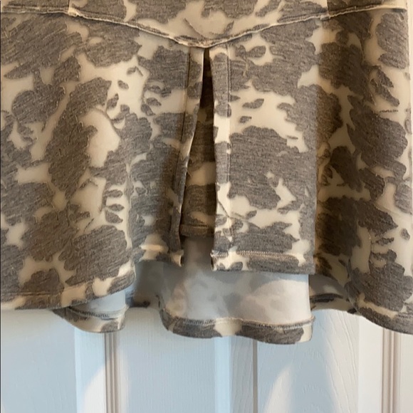 Grey Printed Peplum Blouse - Picture 3 of 4